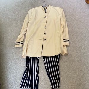 Vintage Jessica Howard two piece pant suit set